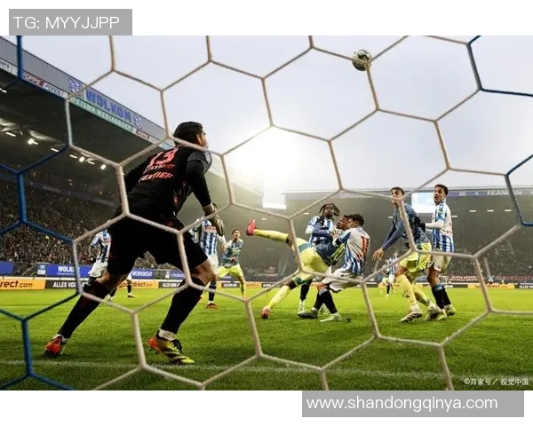 拉斯萨巴纳斯与马纳瓜的精彩对决揭示足球魅力与激情的碰撞