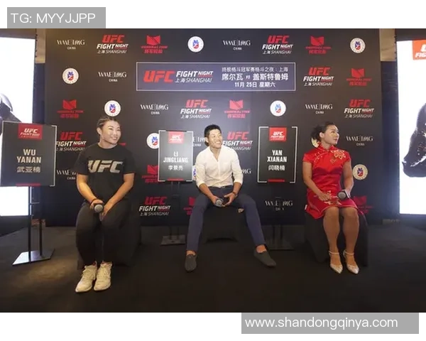 前UFC冠军剧烈对决!安德森·席尔瓦仅用2分33秒快速KO泰伦·伍德利